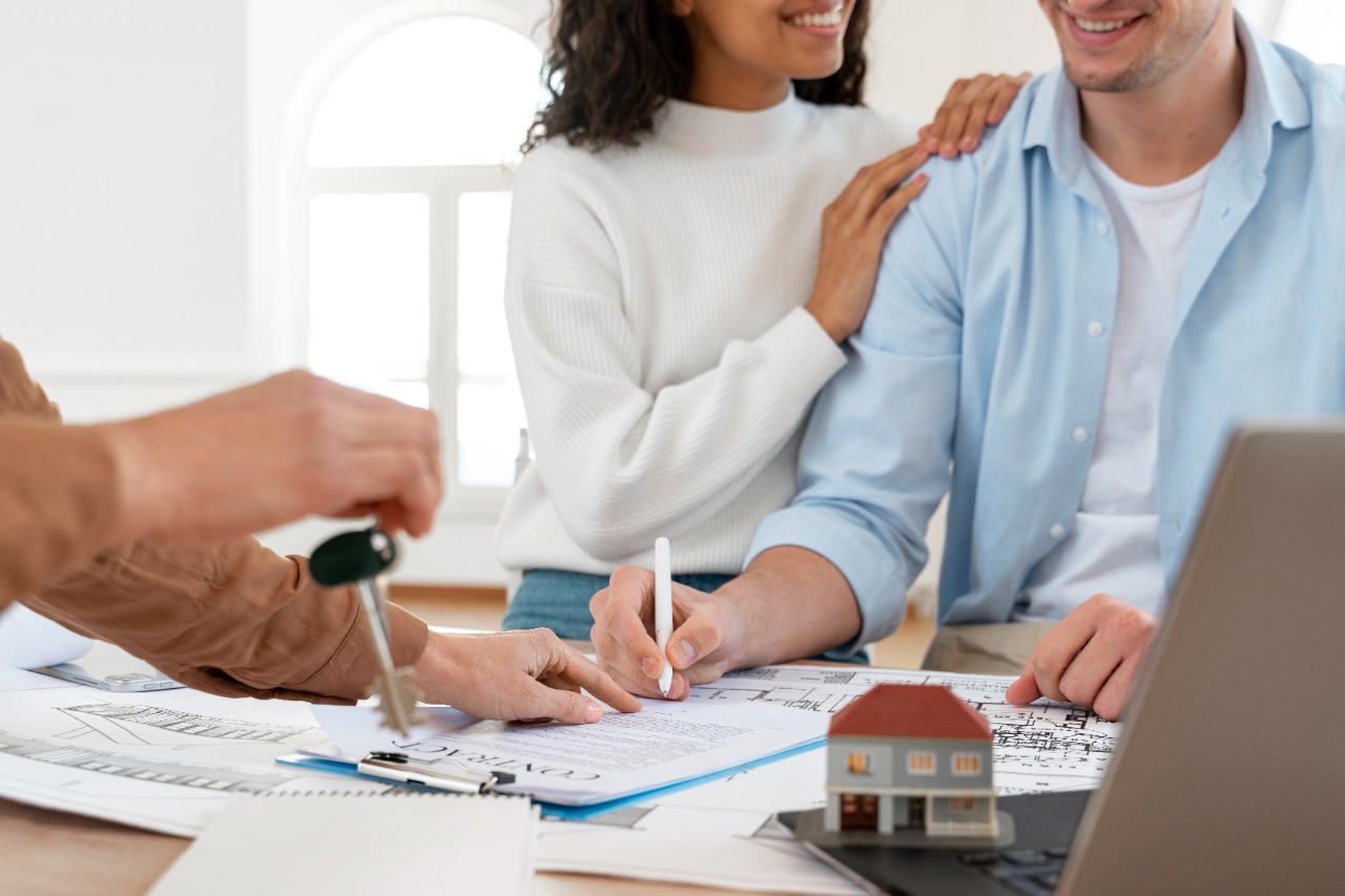 Manage <br> ownership transfer